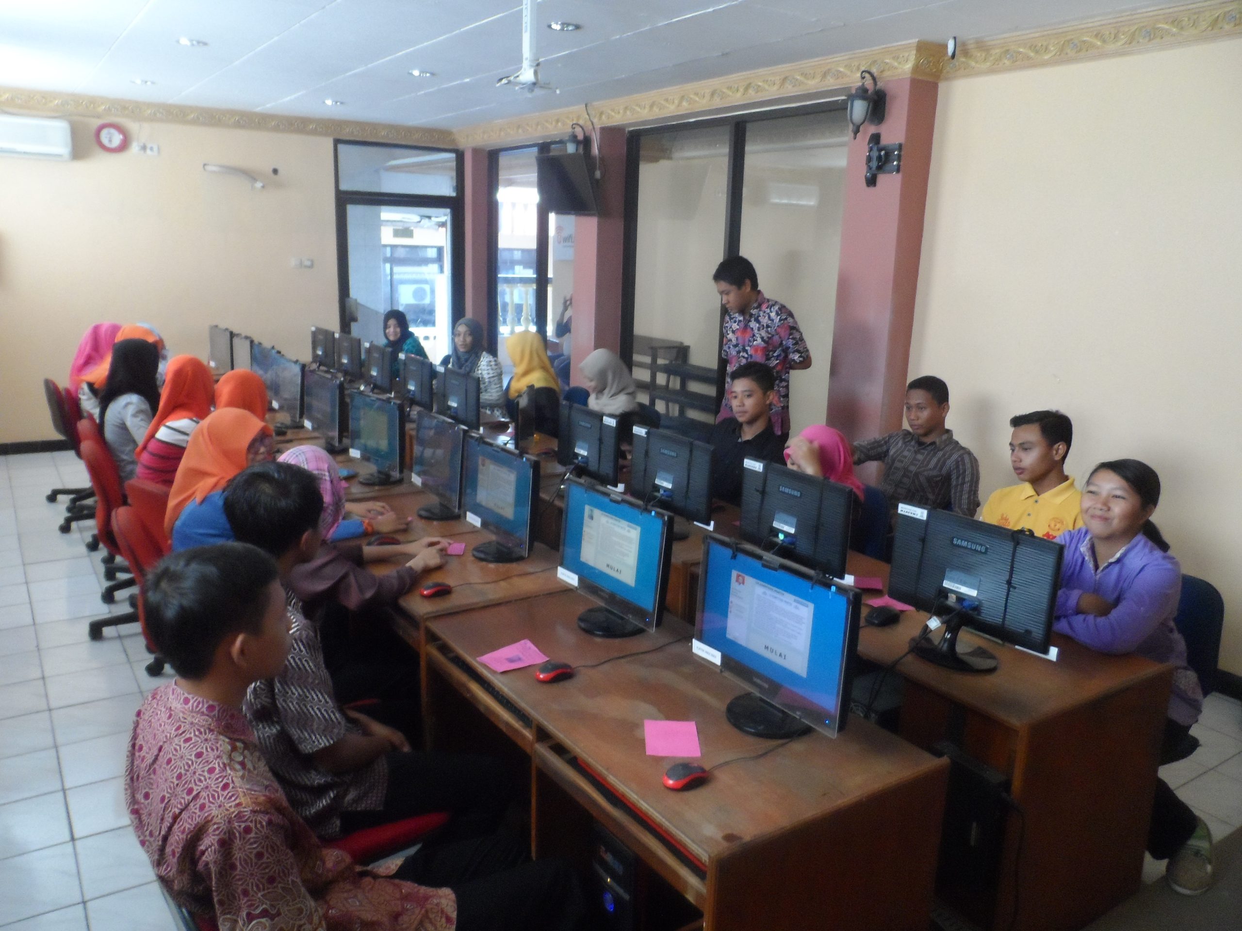 Biaya kursus komputer Madiun